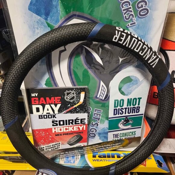 Canucks Fan Pack Seat Covers 2X Steering Wheel Cover - Picture 3 of 3